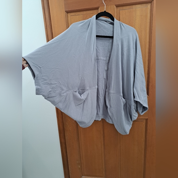 Cardigan - Picture 3 of 6